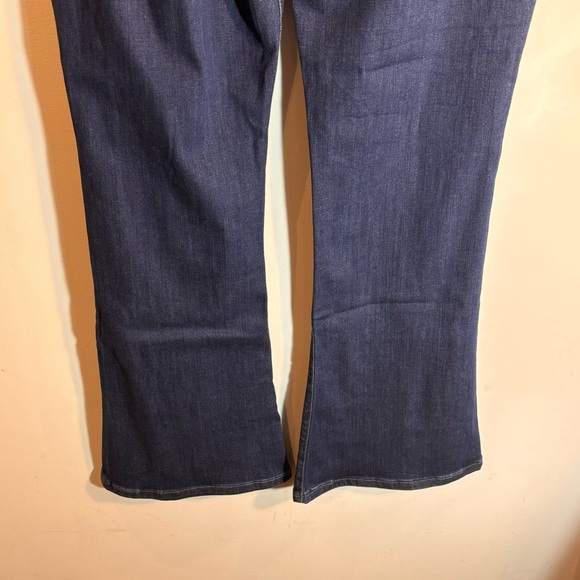 BANANA REPUBLIC Sz 33 High Rise Flare Mid-Wash Jeans Stretchy Comfort - Picture 9 of 13